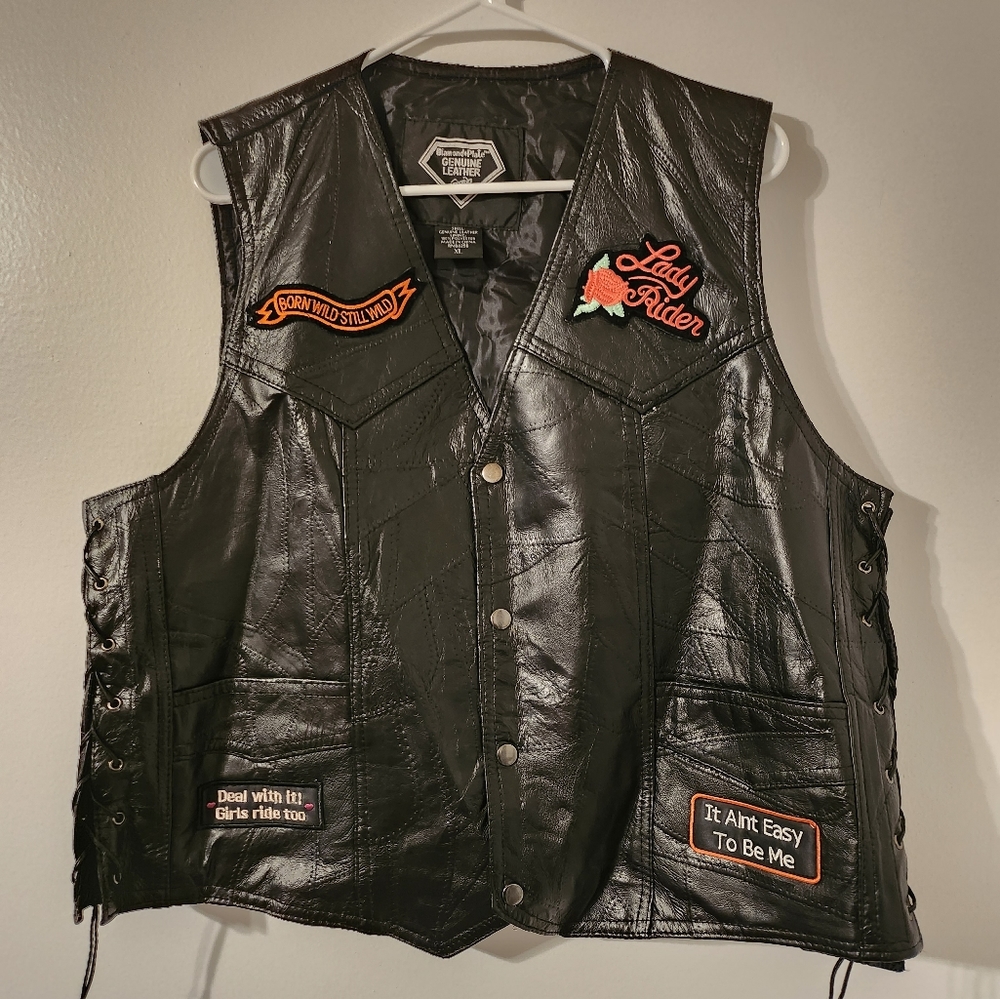💕NBW💕 Womens Black Leather Biker Vest